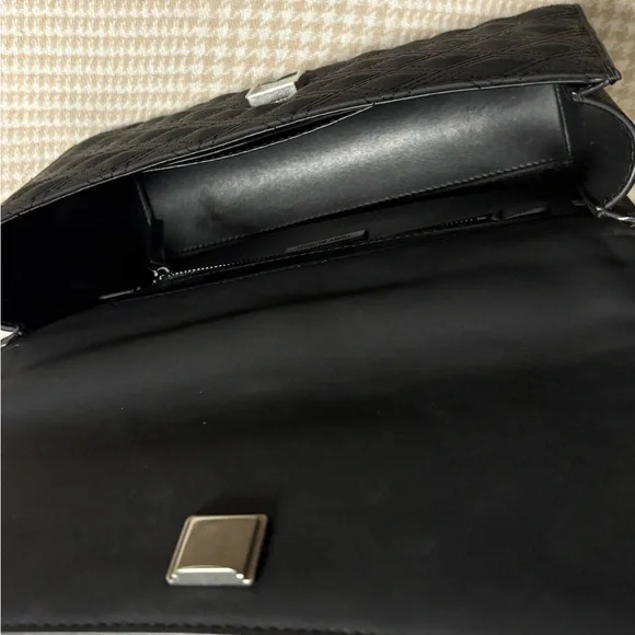 Tory Burch Black Crossbody Bag with Braided Strap and Tassel - Picture 2 of 3